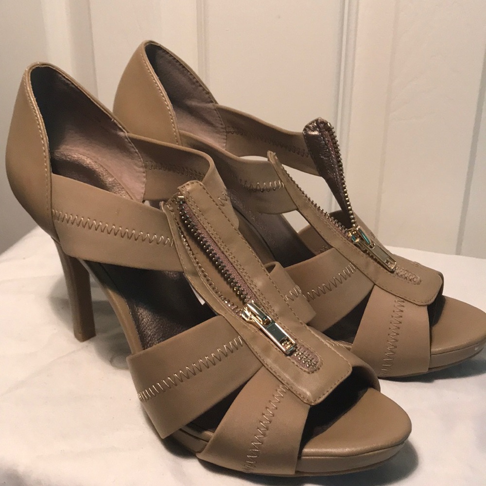 Moda Nude Strappy Heels